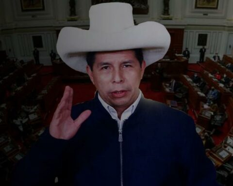 Pedro Castillo asks Congress to "reconsider" and announces a new cabinet