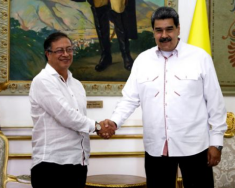 Petro ordered the return of officials expelled from Venezuela for breaking relations