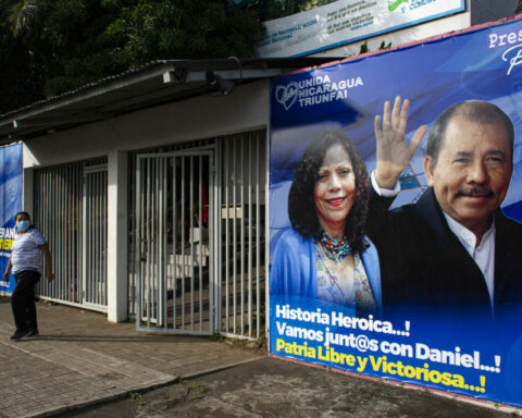 Political parties carried out a "rickety" electoral campaign to "justify millionaire reimbursement," says Urnas Abiertas