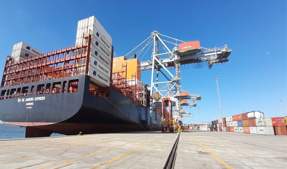 Port of Montevideo receives for the first time a ship with a capacity greater than 13,000 containers