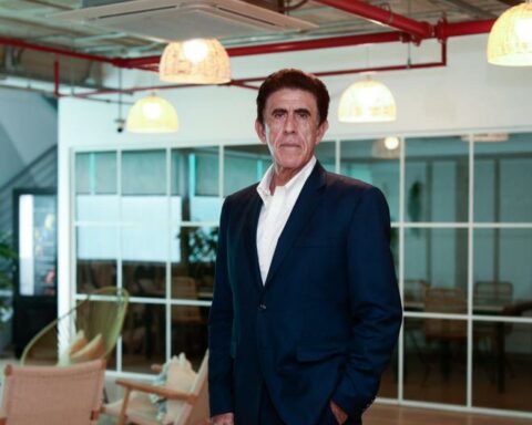 President of IPAE questions the absence of Pedro Castillo and José Williams at CADE 2022