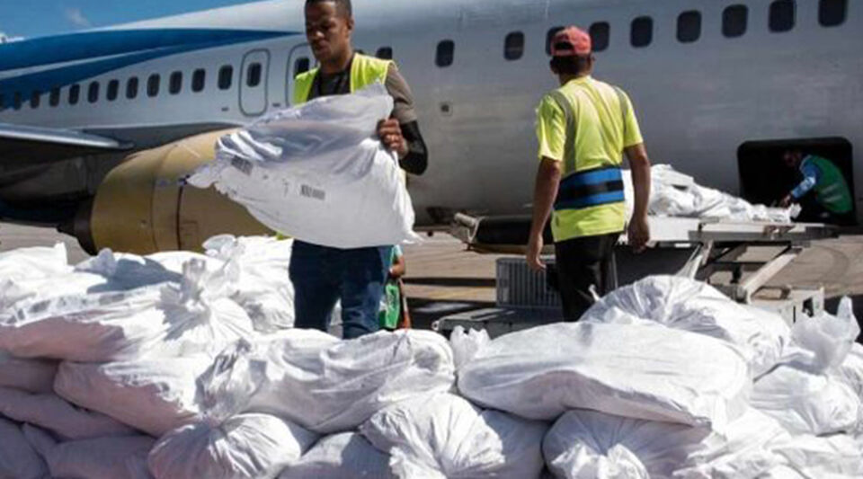 Pro-Castro groups from the US bring food and medical supplies to Cuba