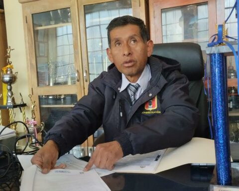 Problems due to the change to the modality of Bilingual Intercultural Education in La Victoria de Ayacucho school