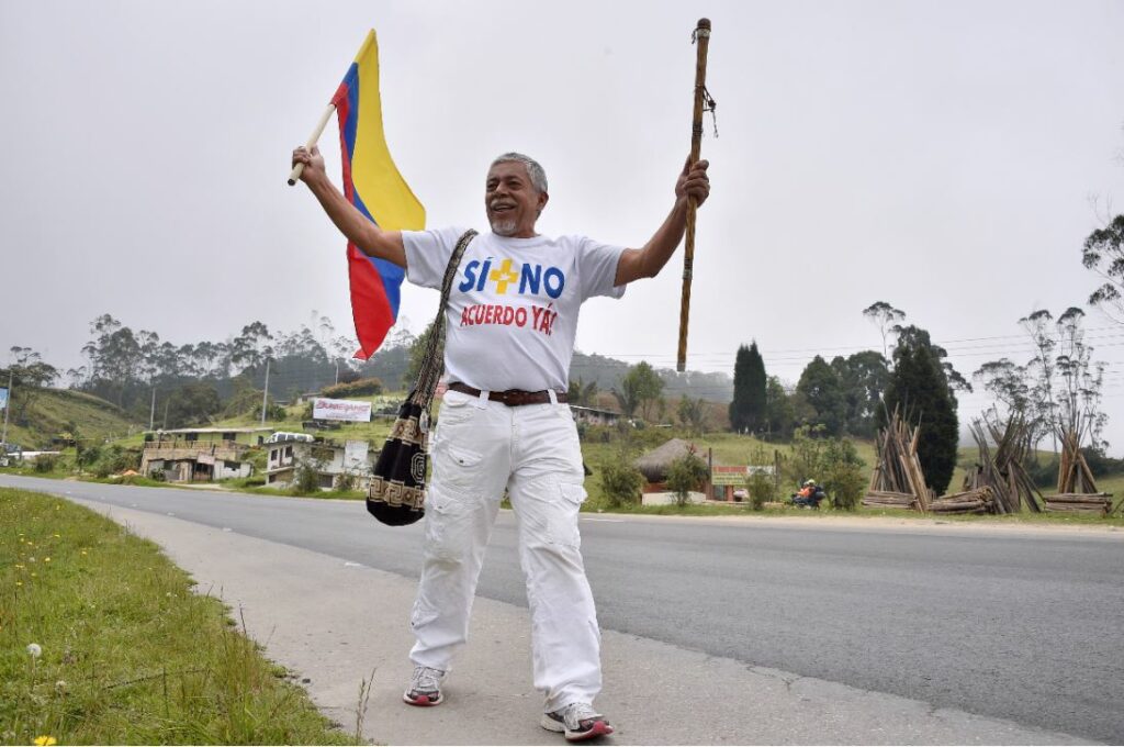 Professor Gustavo Moncayo, the 'walker for peace', passed away