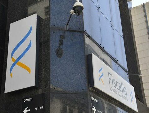 Prosecutor filed complaint of the Broad Front for agreement with Katoen Natie