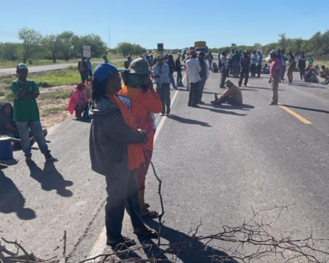 Protesters close route 09 and ask the SEN to attend to claims
