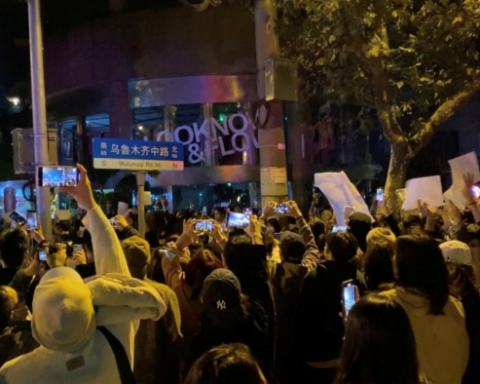 Protests against the 'zero covid' policy hit the streets of Beijing