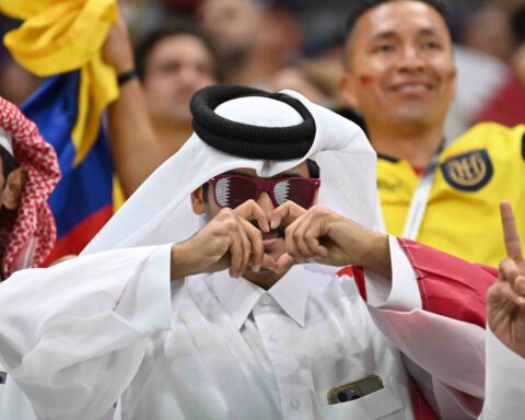 Qatari fans throw a tantrum after defeat against Ecuador