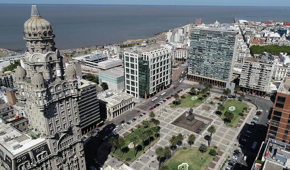 Rating agency DBRS Morningstar raised Uruguay's rating to BBB, with a stable outlook