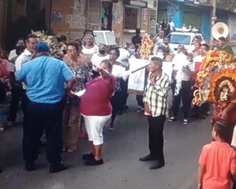 Regime cancels procession in Masaya and forces faithful to return to the parish