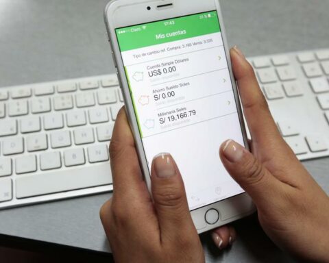 SBS: Mobile banking operations amount to 239 million monthly