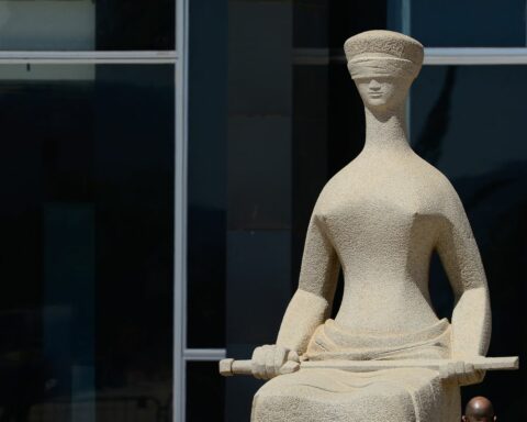 STF suspends trial of special prison for higher education