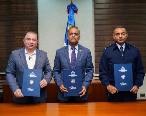 Base Aérea de San Isidro operará como aeropuerto para situaciones de emergencia