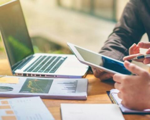 Sanctions for independent workers who do not pay social security