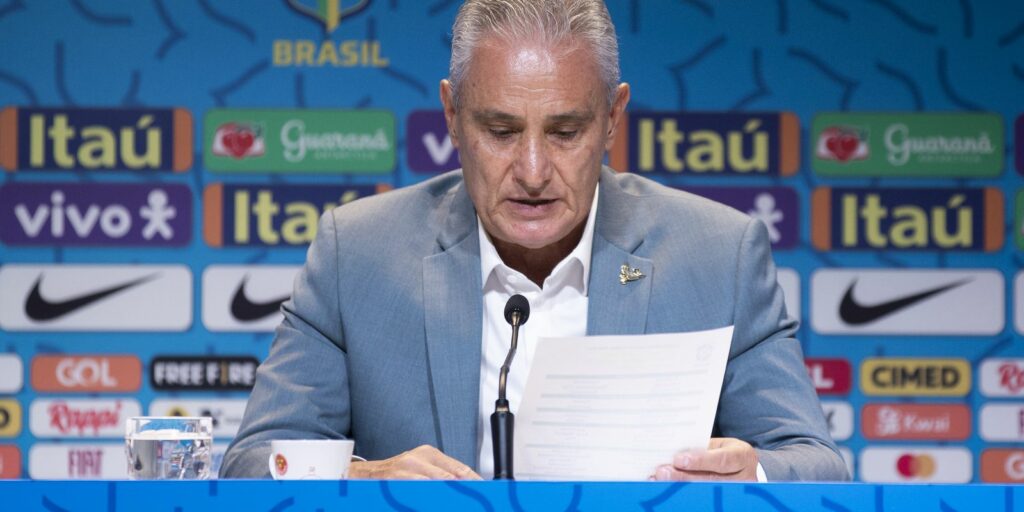 See where Tite's 26-man squad debuted as professionals