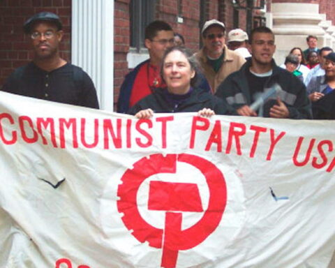 Criticismo social, Política, Democracia