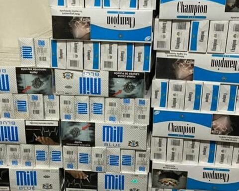 Suspects in operation against illegal cigarette trade surrender