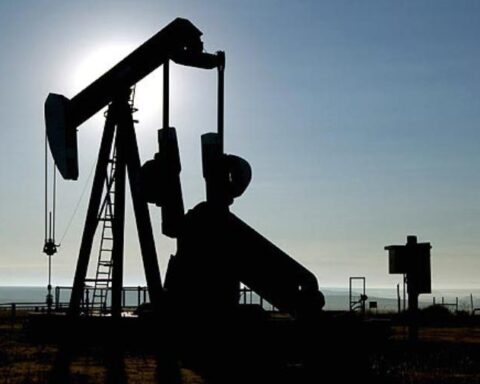 Petróleo de Texas cierra en 86,92 dólares el barril
