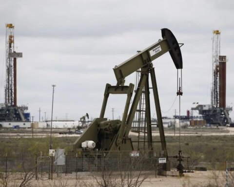 El petróleo de Texas baja en la apertura un 0,77 %, hasta los 91.08 dólares