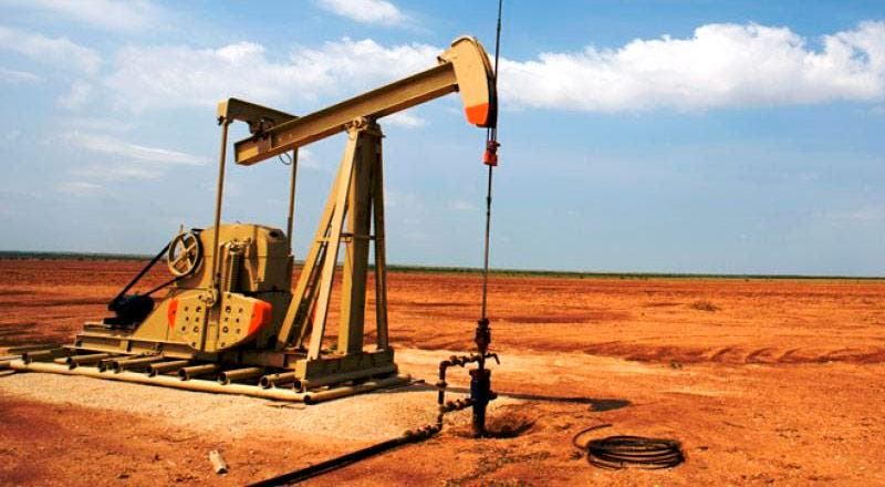 Petróleo de Texas sube un 2,95 % y cierra en 88,96 dólares el barril