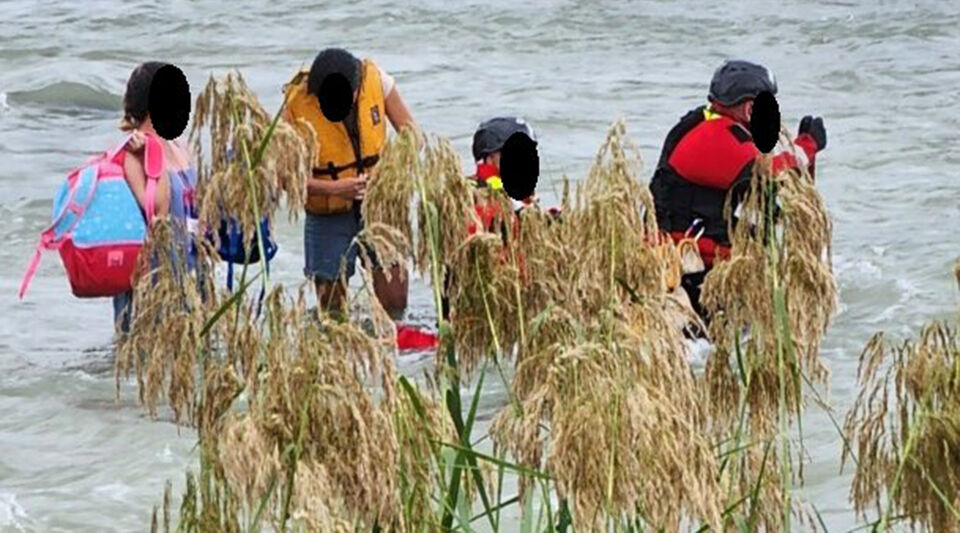 The Border Patrol rescues two Cuban women abandoned by coyotes in the Rio Grande