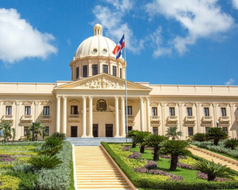 The Executive Power establishes measures to prevent irregular occupations in properties