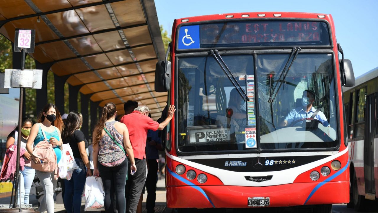 The Government prepares a new increase in the public transport ticket