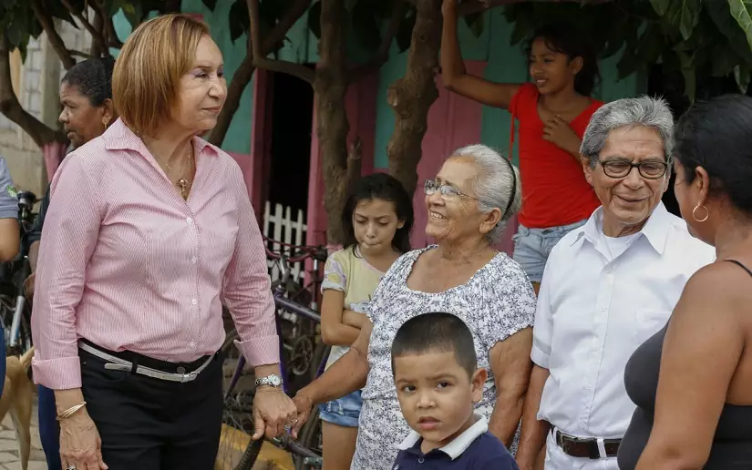 The Sandinista Front disassociated itself prematurely from the mayor of Granada, Julia Mena