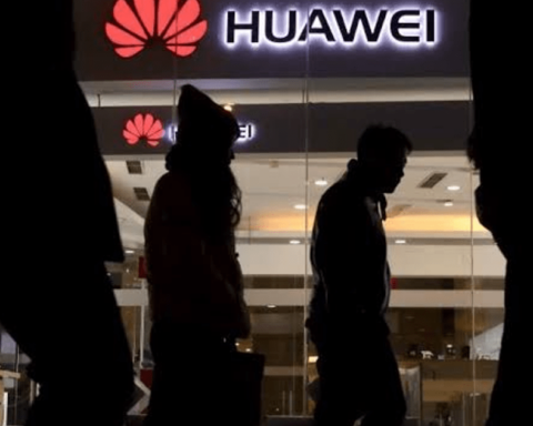 The United States prohibits the import of ZTE and Huawei equipment for national security