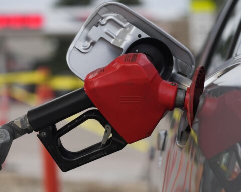 The cheapest gas stations in Bogotá