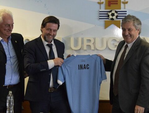 The national team will eat Uruguayan barbecue in Qatar and Cavani suggested that it be from his feedlot