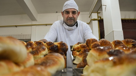 The options to put together a breakfast at home or at work to see the debut of Argentina