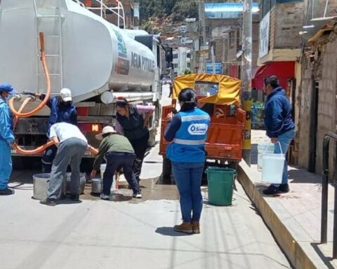 The president is not where solutions are proposed