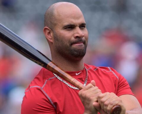 El precio en el que se vendió la pelota del jonrón 700 de Albert Pujols