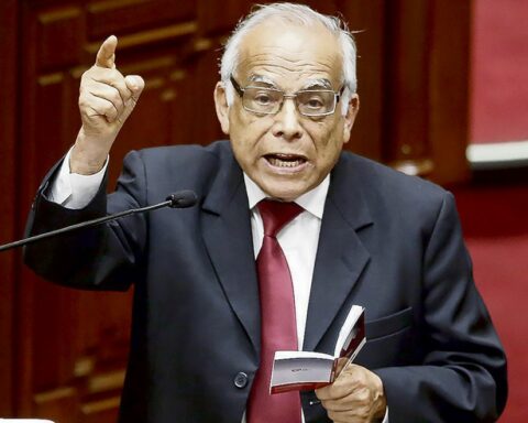 The revived political crisis that the OAS mission that arrives today will encounter