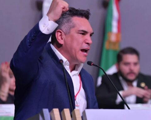 They accuse the National Council of imposing the PRI;  "Alito" rejects "conspiracies"