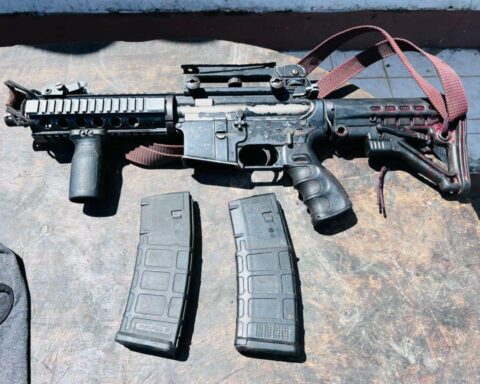 They arrested five carrying 101 cartridges and a rifle