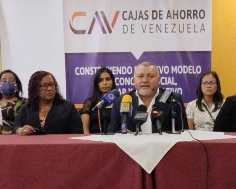 They ask the Government and the AN for help to relaunch the savings banks