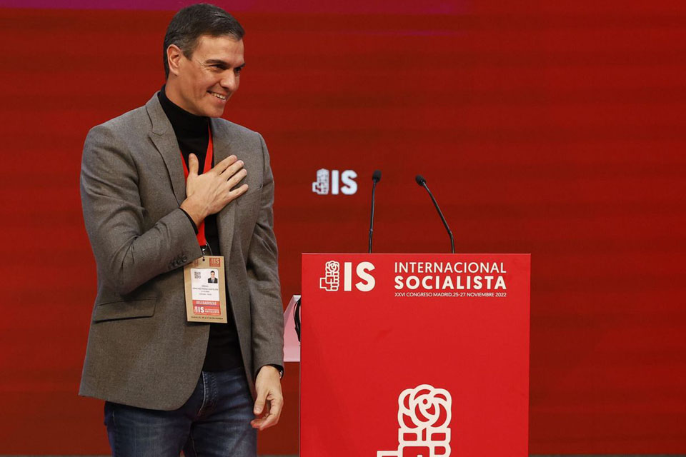 They elect the Spanish Pedro Sánchez as president of the Socialist International