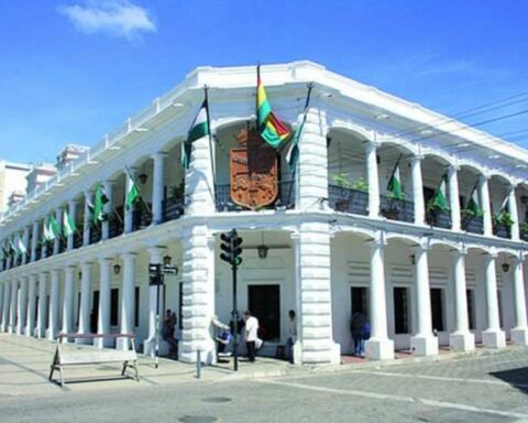 They question budget execution in the Santa Cruz Mayor's Office, which reaches 56% until October