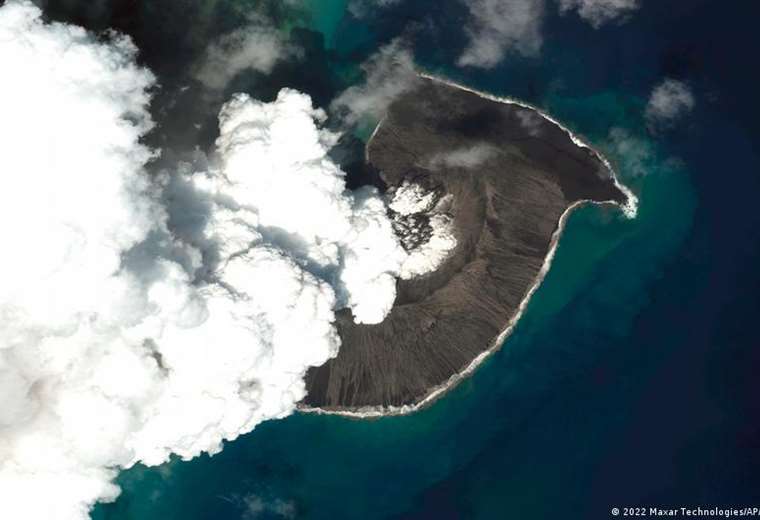 Tonga volcano eruption unleashed tallest fumarole ever recorded