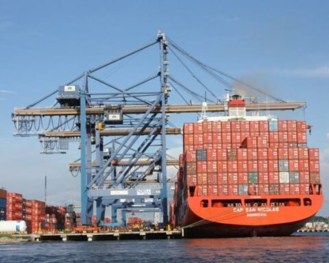 Trade balance deficit added US$10,861.9 million to September