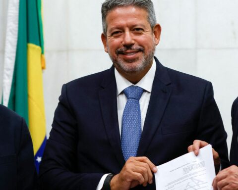 Transition team proposes to exclude BRL 175 billion from the spending cap