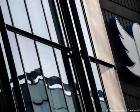 Twitter and its responsibility with citizen activism