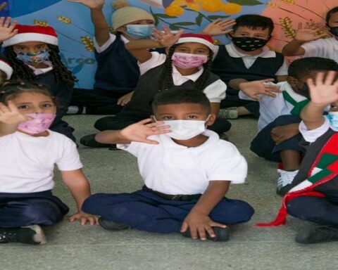 UEN Vista Hermosa reopened in Caracas