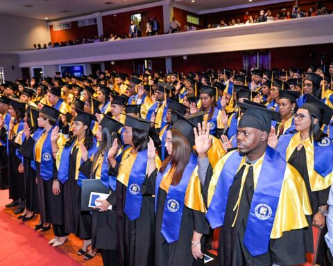 Unibe celebrates Fifty-fourth Graduation