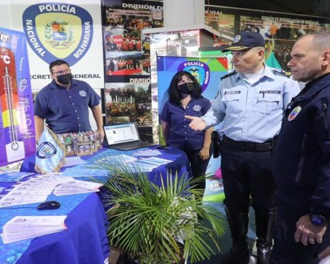 Venezuela fortalece prácticas policiales a la vanguardia tecnológica