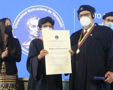 Venezuela confers Honorary Doctorate to Ralph Gonsalves