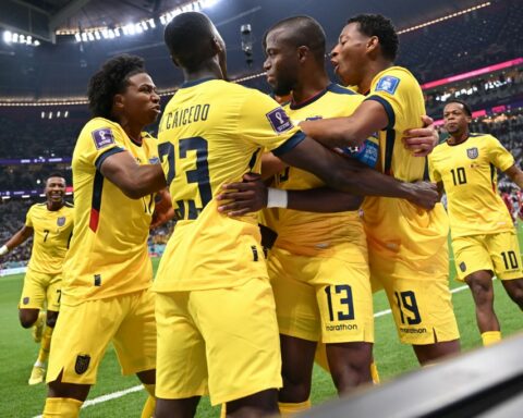 [Video] Ecuador 'exploded' after controversial goal that was annulled by VAR