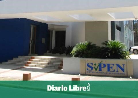 Who are the Superintendency of Pensions candidates?